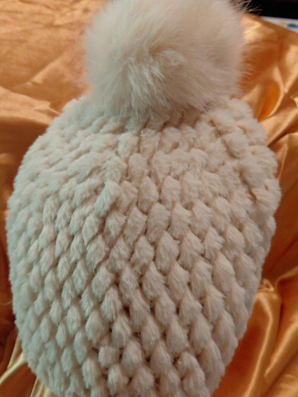 Donna Salyers Fabulous Fur Ivory Knitted Faux Fur Pompom Hat